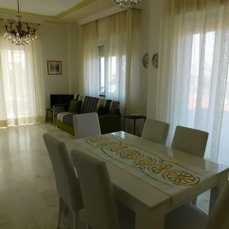 Attico Afrodite Appartement *